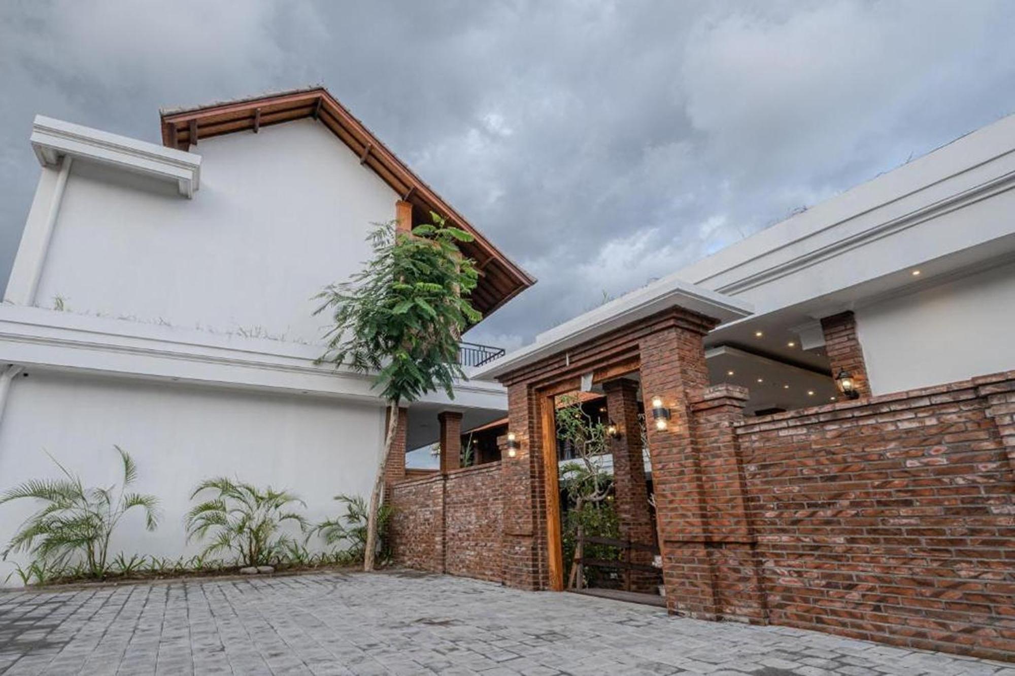 Bali Bata Canggu Guesthouse Exterior photo
